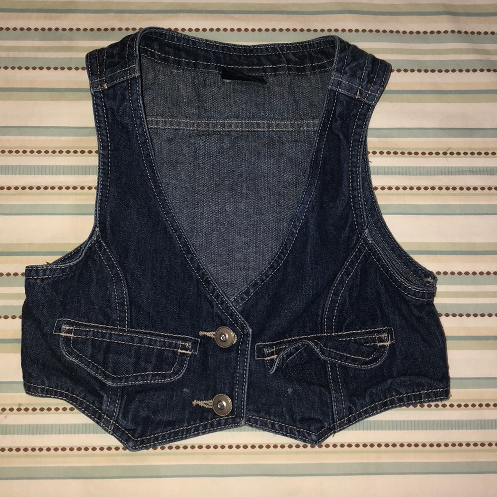 💕cute girls jean vest 💕